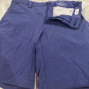 Vineyard vines performance shorts